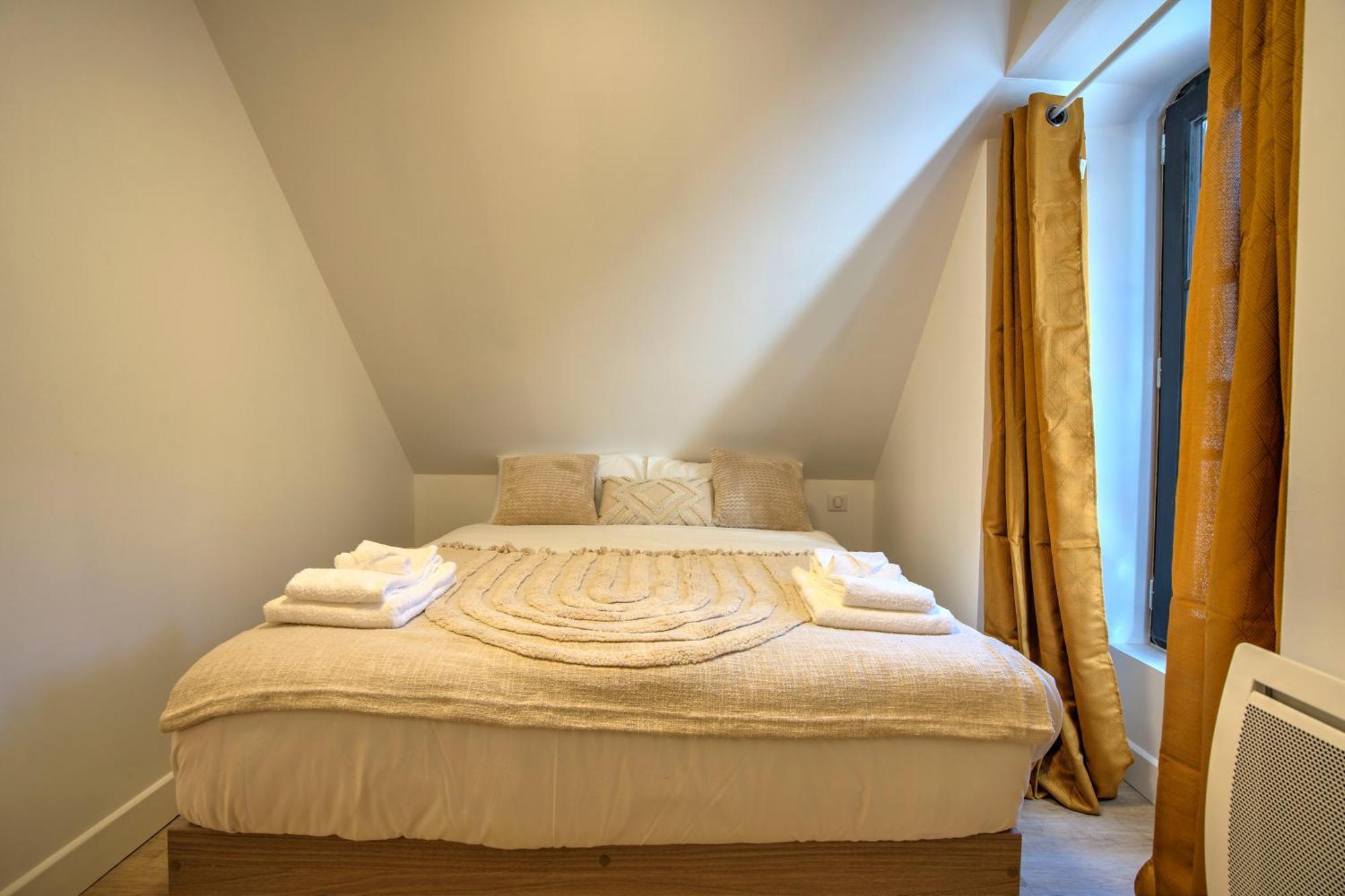 Le Goldenleaf - Netflix/Wi-Fi Fibre - Sejour Lozere Apartman Mende Kültér fotó